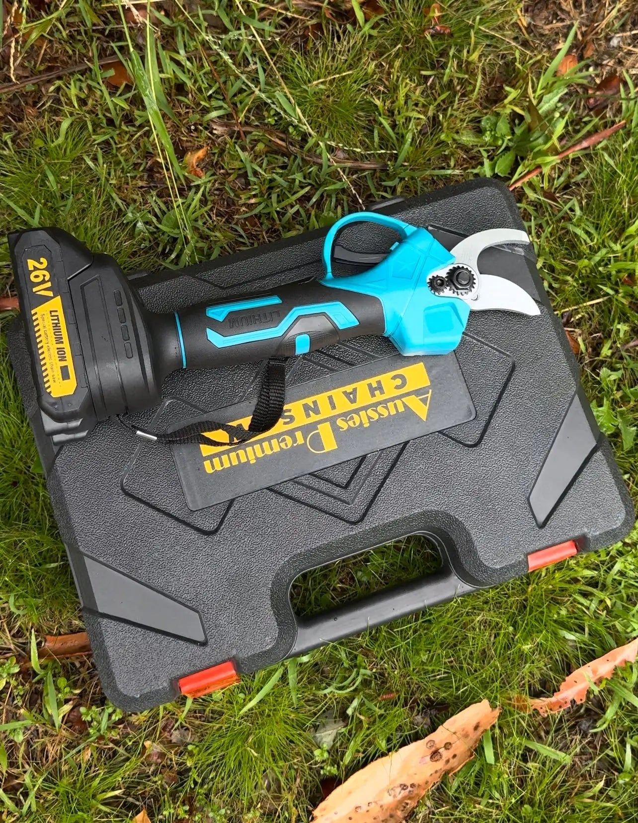 Aussies Premium Electric Pruning Shears - Cordless and Efficient Garden Tool